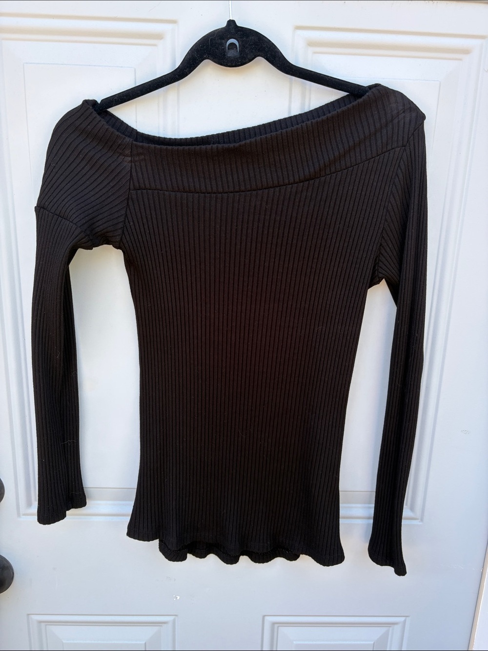 Michael Lauren Black Ribbed Knit Top